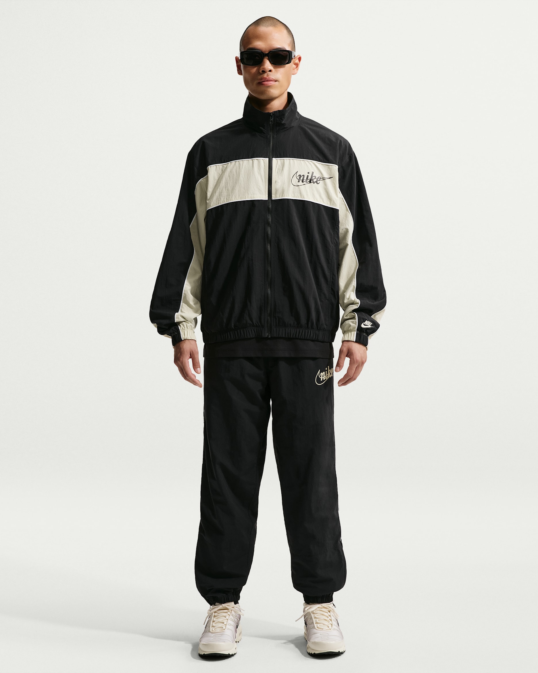 Nike Sportswear Club Men's Lightweight Pants. Nike.com